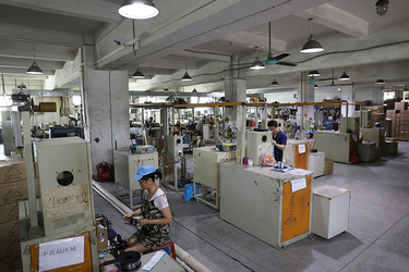 চীন Dongguan Dezhijian Plastic Electronic Ltd